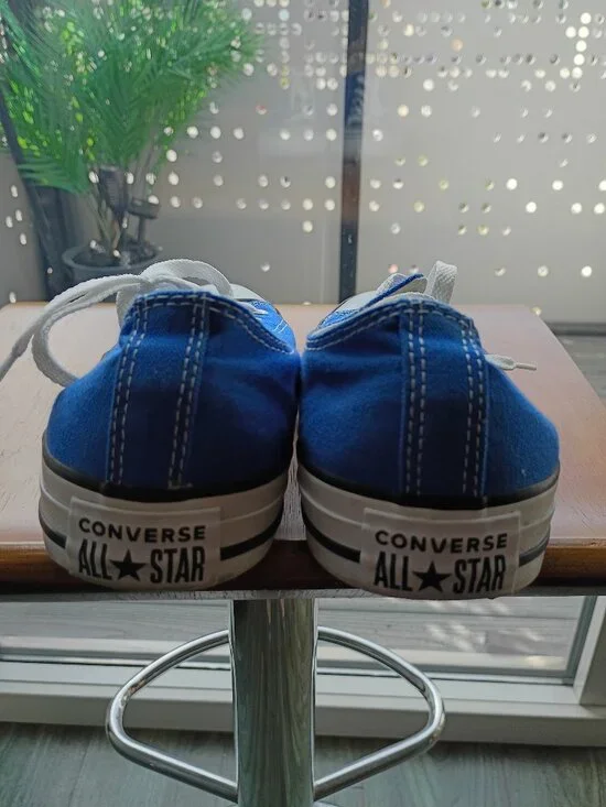 Blue Converse Chuck Taylors *Like New - Picture 4 of 5